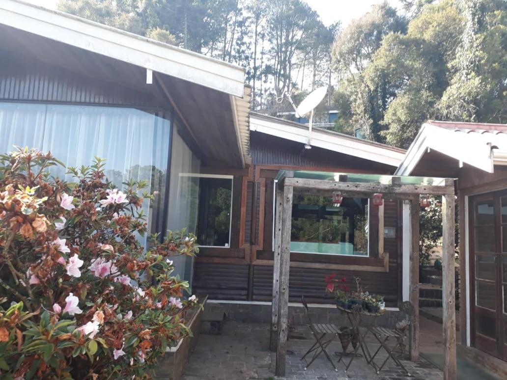 Villa Valentina Chales Com Lareira E Churrasqueira Campos do Jordão Exterior foto